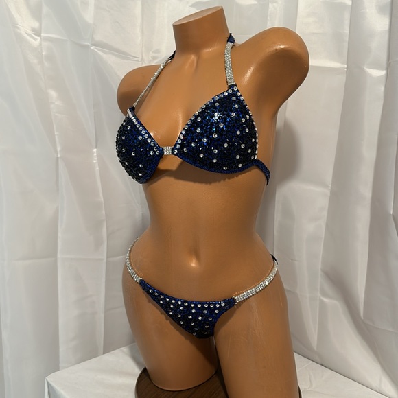 NPC NWT Blue/Black competition bikini posing suit pro cut  CUP 32B SMALL BOTTOM - Picture 5 of 6